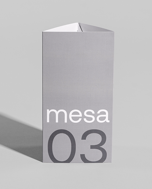 Display de Mesa Triedro Personalizado