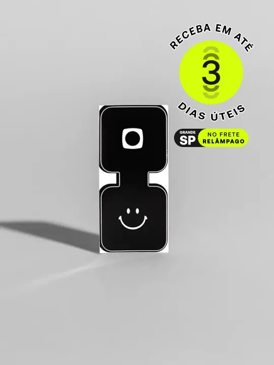 Adesivos personalizados Printi: sofisticação e durabilidade para fechar sacolas com cores vibrantes e designs únicos.