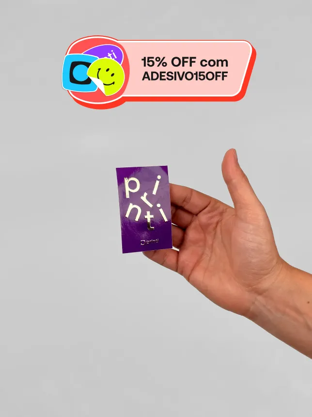Adesivos retangulares com hot stamping para personalizar embalagens, rótulos ou materiais promocionais.