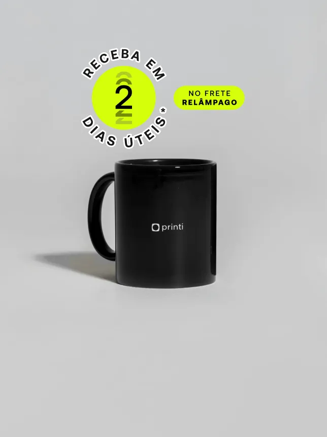 Caneca personalizada de alta qualidade para fidelização de clientes, com design criativo e personalização impecável. *Confira as condições de entrega na descrição abaixo.