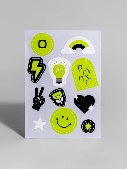 Cartelas de adesivos com corte especial, cores vibrantes, ideais para unboxing inovador ou brindes personalizados. Escolha Printi!