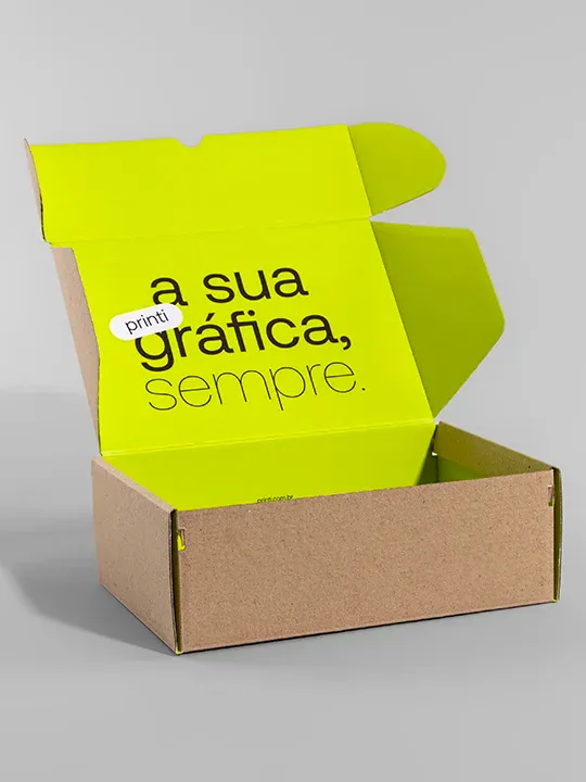 Embalagem personalizada para transporte, disponível em Kraft, Reciclato e Papel onda E; protege e surpreende no unboxing.