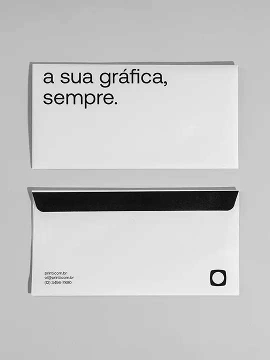 Envelopes personalizados, com acabamentos variados, ideais para documentos, convites e fortalecer a marca.