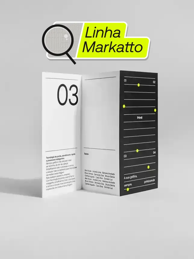 Folder com 2 dobras em papel Markatto, oferecendo mais espaço para organizar suas informações. Ideal para catálogos, menus e materiais corporativos com impressão de excelente qualidade.