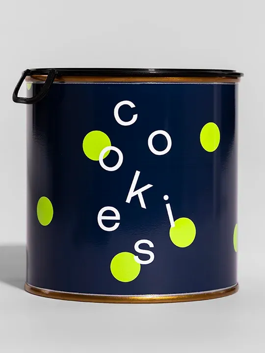 Lata metálica personalizada disponível em 5 tamanhos e cores, perfeita para armazenar alimentos, café, bebidas e outros produtos.