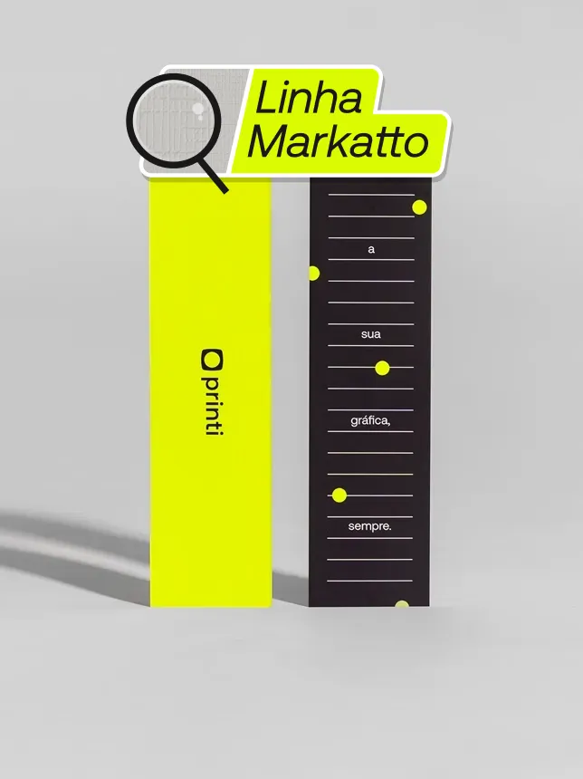 Marca-página em papel Markatto, ideal para brindes corporativos, livrarias, bibliotecas e eventos literários. Impressão de alta qualidade com cores vibrantes e acabamento diferenciado.
