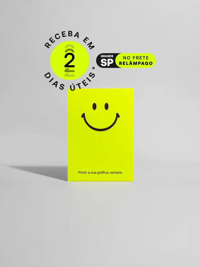 Pôsteres impactantes com imagens e cores vibrantes. Personalize formatos e materiais com a Printi para campanhas eficazes. *Confira as condições de entrega na descrição do produto.